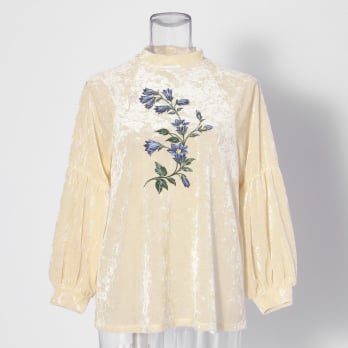 Gentian embroidery ブラウス