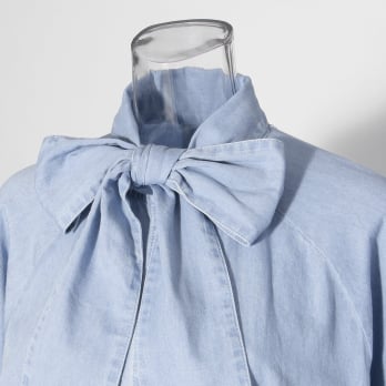 Denim bowtie blouse with dragon embroidery 詳細画像