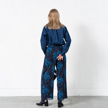 Denim bowtie blouse with dragon embroidery 詳細画像