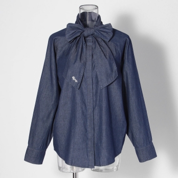 Denim bowtie blouse with dragon embroidery 詳細画像