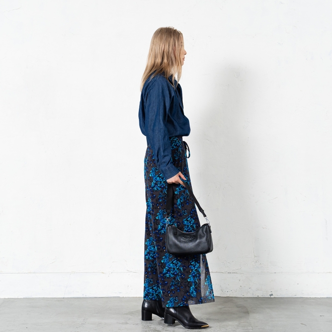Denim bowtie blouse with dragon embroidery 詳細画像 ネイビー 4