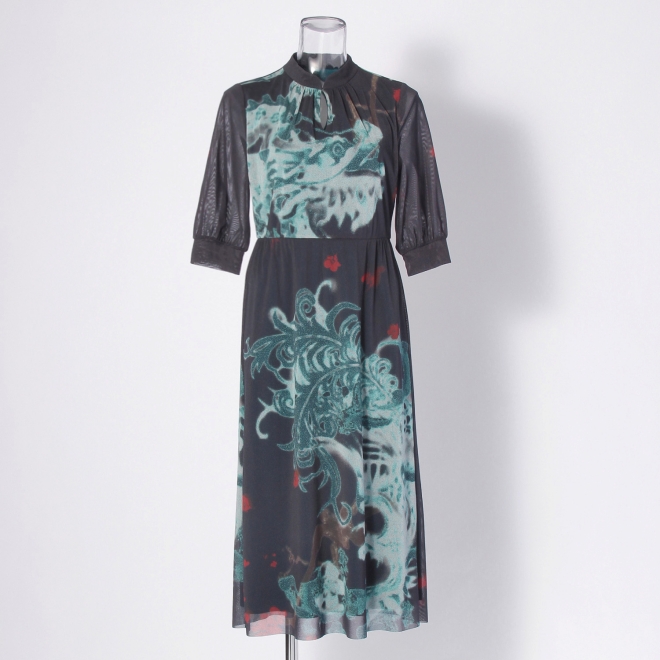 【COMING SOON】【オンライン・一部店舗限定カラー】Kisaragi dragon print ドレス 詳細画像 【オンライン・一部店舗限定カラー】黒系マルチ 1