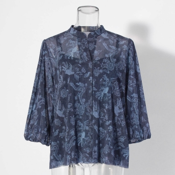 【COMING SOON】Dragon discharge dyed denim print ブラウス 詳細画像