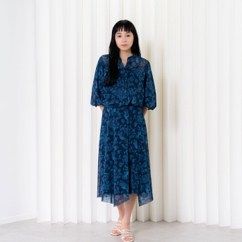 【COMING SOON】Dragon discharge dyed denim print スカート