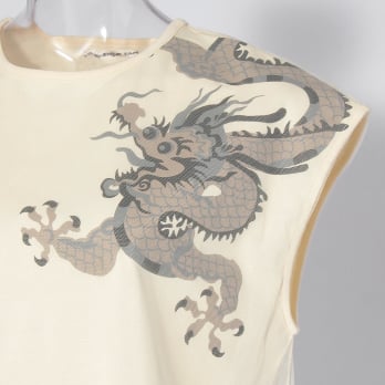 【COMING SOON】tulle overlay dragon print カットソー 詳細画像