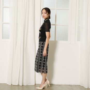 【COMING SOON】Multi flower embroidery on stretch net ブラウス 詳細画像