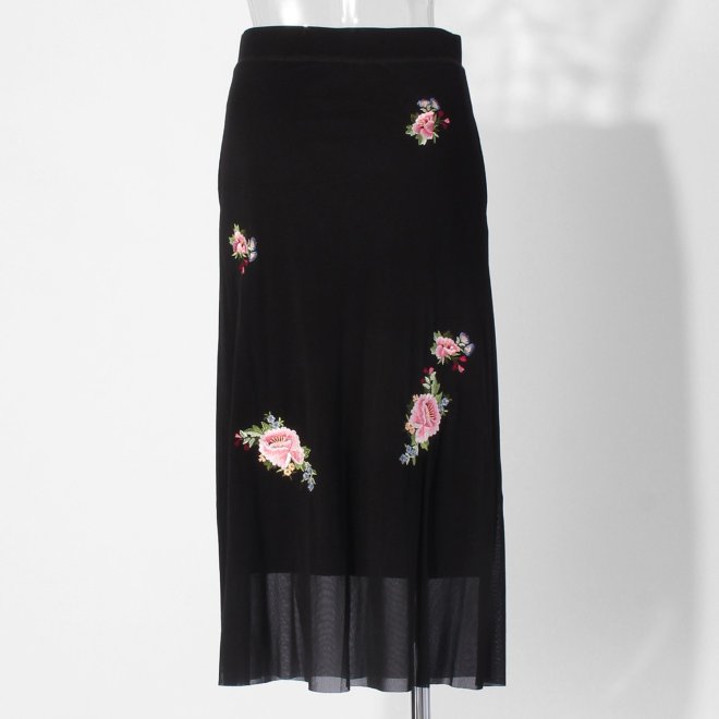 【COMING SOON】Multi flower embroidery on stretch net スカート 詳細画像 黒系マルチ 2