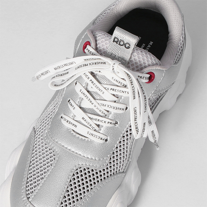 【COMING SOON】〈MASION MAVERICK〉&times;〈RDG〉コラボ スニーカーサンダル 詳細画像 シルバー 5